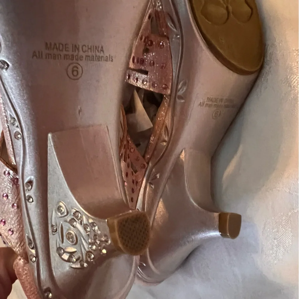 Girls Dress Shoes Low Heel Rhinestone Dance Wedding Pink Rose Gold Size 6 Girls
